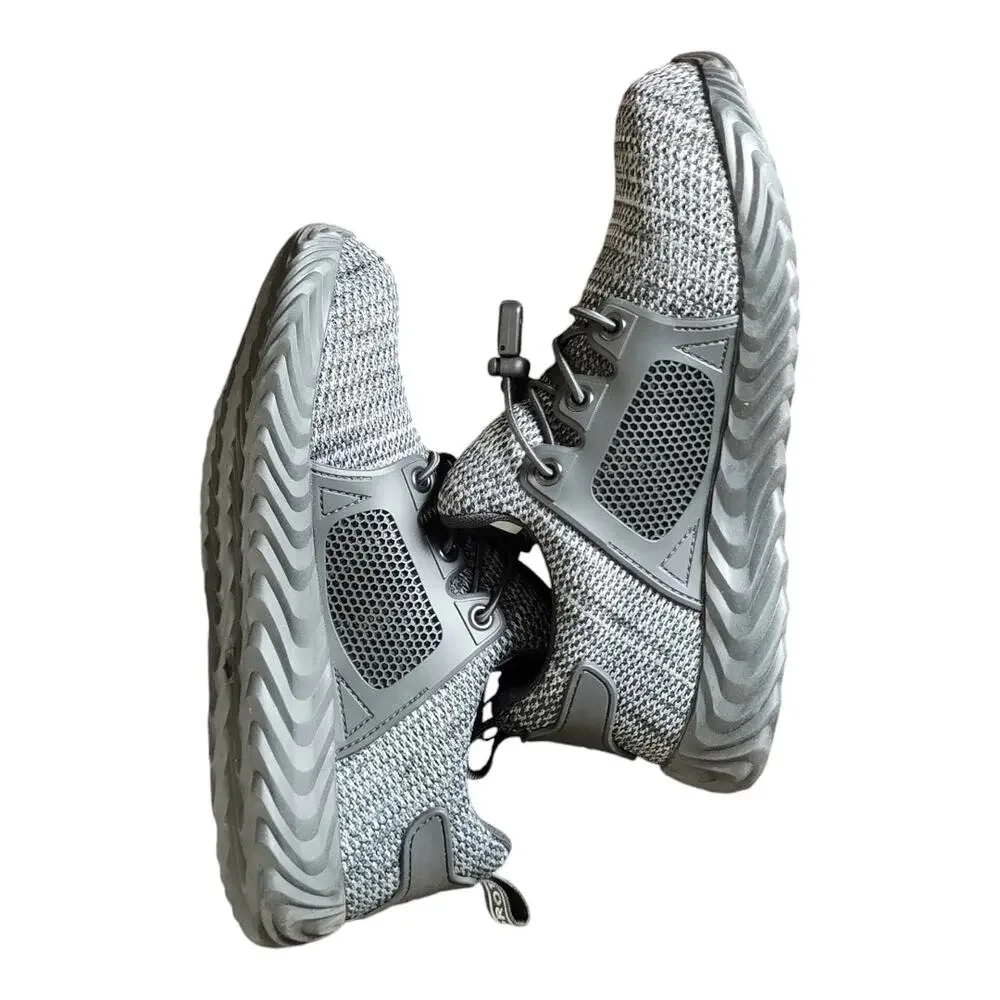 Steel ToeThe Invincible Shoe‎ Defender 703Size 7 NIOB